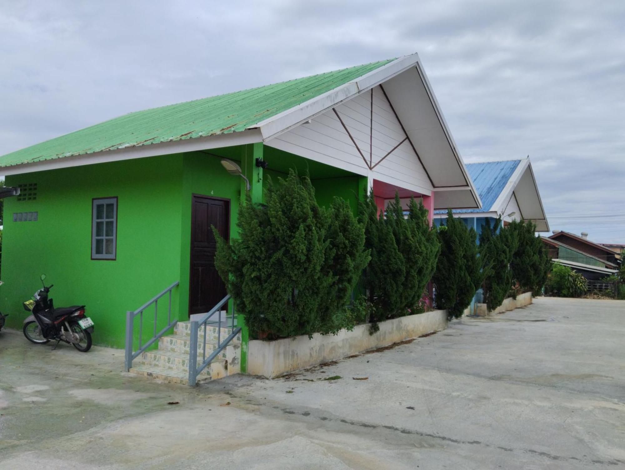 Chanakarn Guesthouse Sangkhla Buri Exterior photo